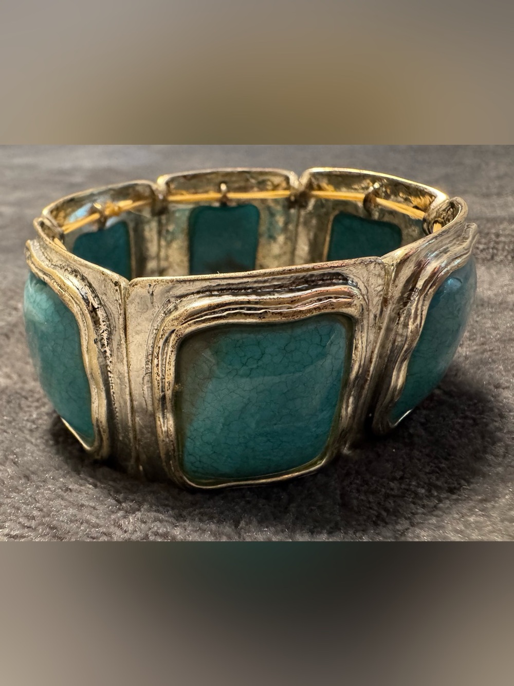 Turquoise Statement Stretch Bracelet - Blue Accent Fashion Jewelry